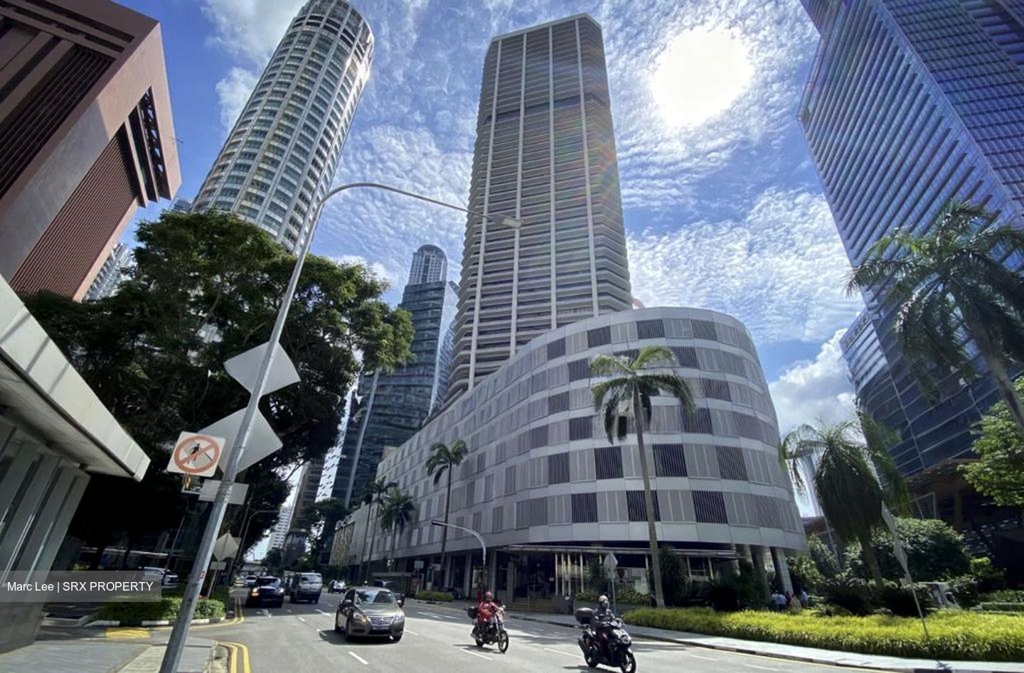 International Plaza (D2), Office #498406131